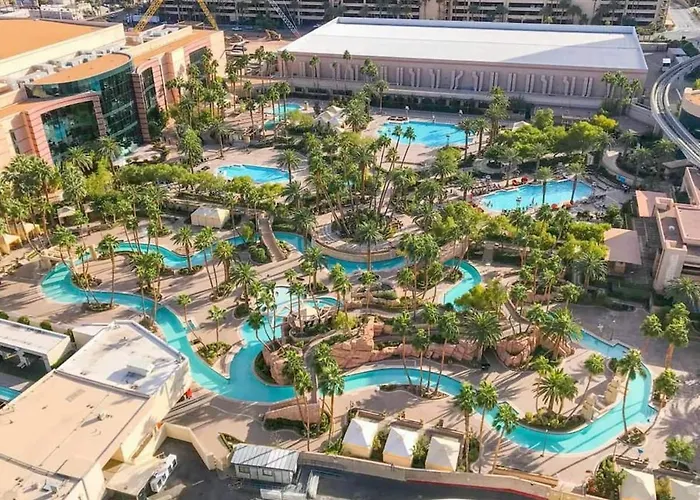 Awesome The Signature Mgm Condo With Strip View. No Resort Fee!